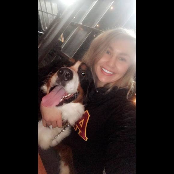 Meet your Posher, Allison - Picture 1 of 1